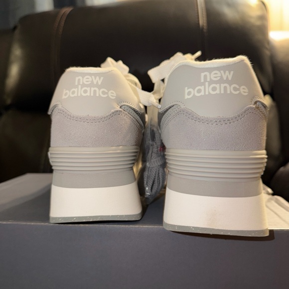 New Balance 574 + (Plus) Shadow Grey WL574ZSD Women’s 9.5 B And For Mens Size 8B - Picture 4 of 6
